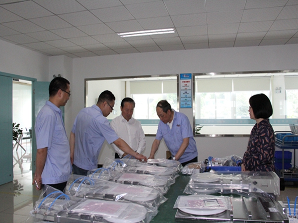 中科3.jpg 中科3.jpg