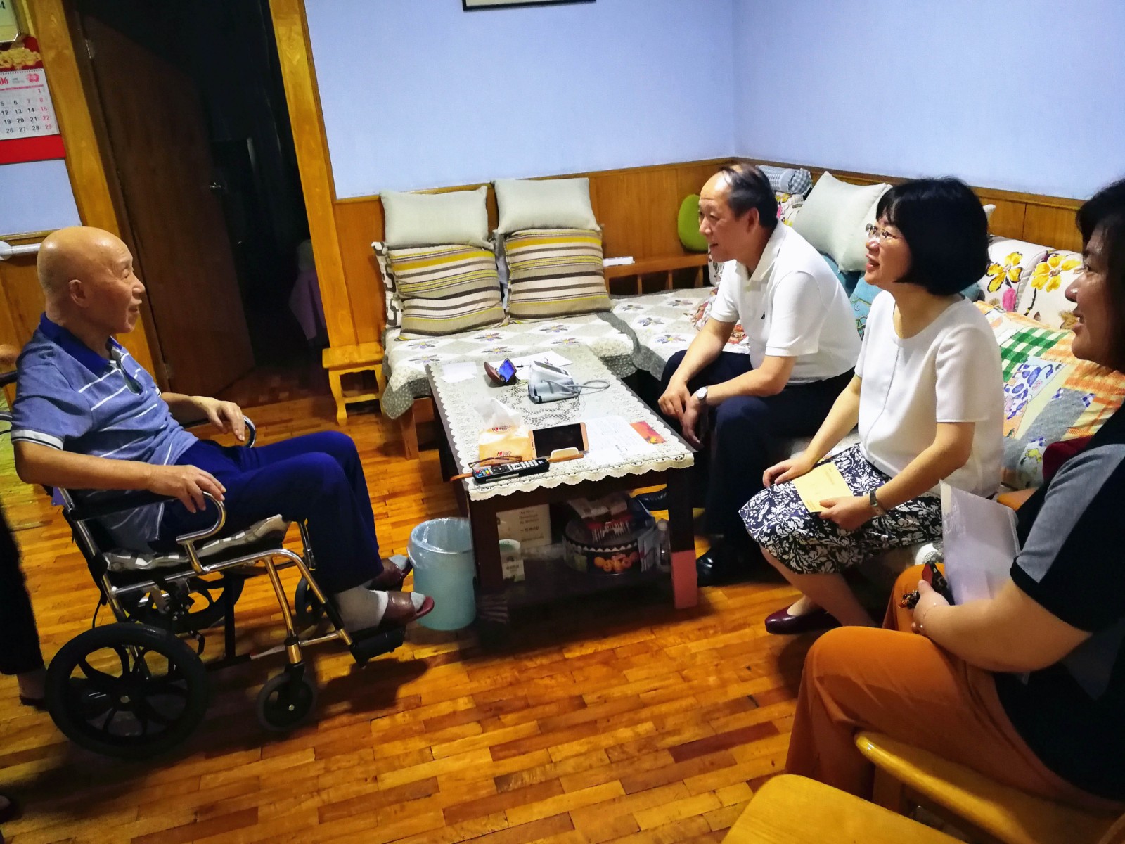 慰問(wèn)困難黨員張幼敏.jpg 慰問(wèn)困難黨員張幼敏.jpg